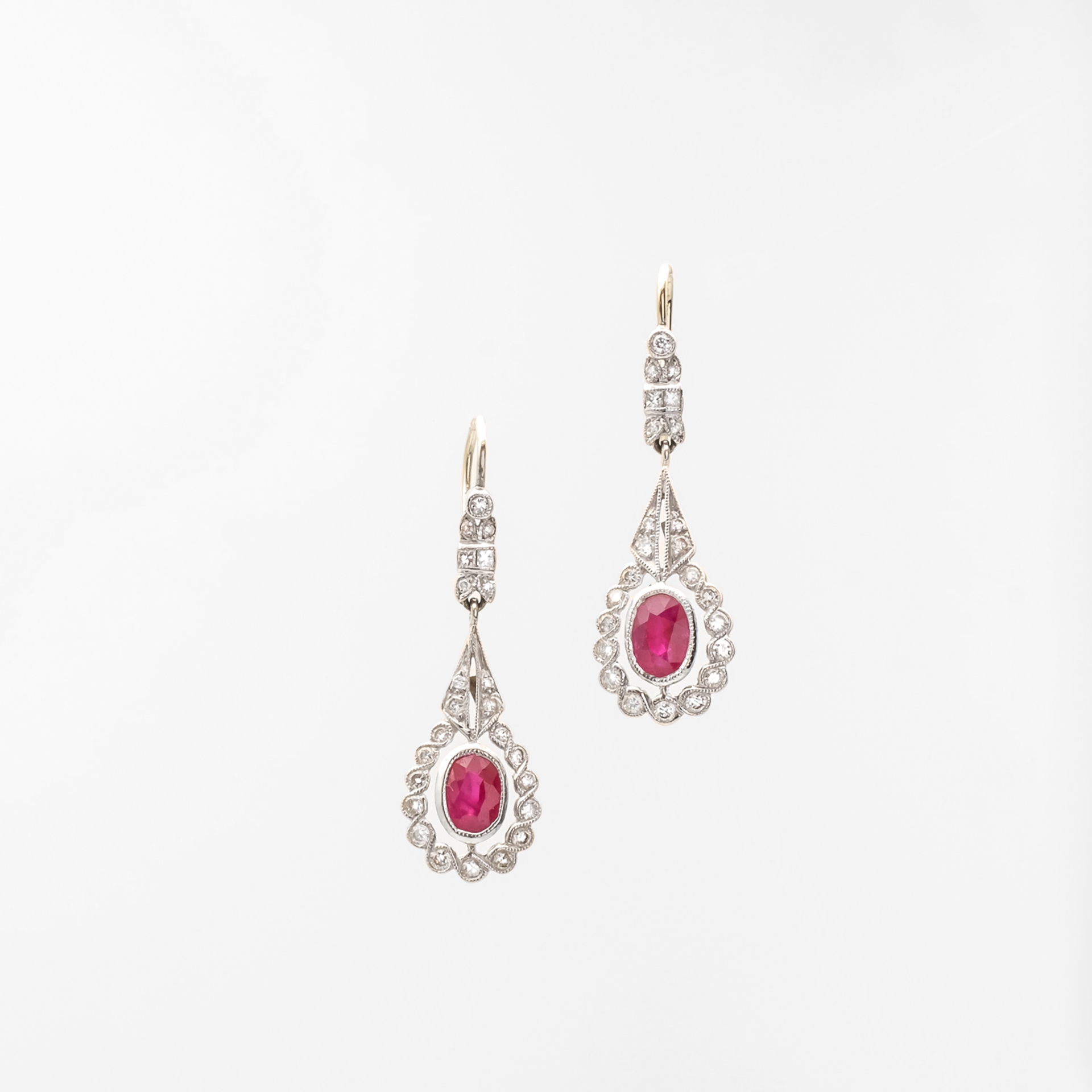 Boucles diamants et rubis