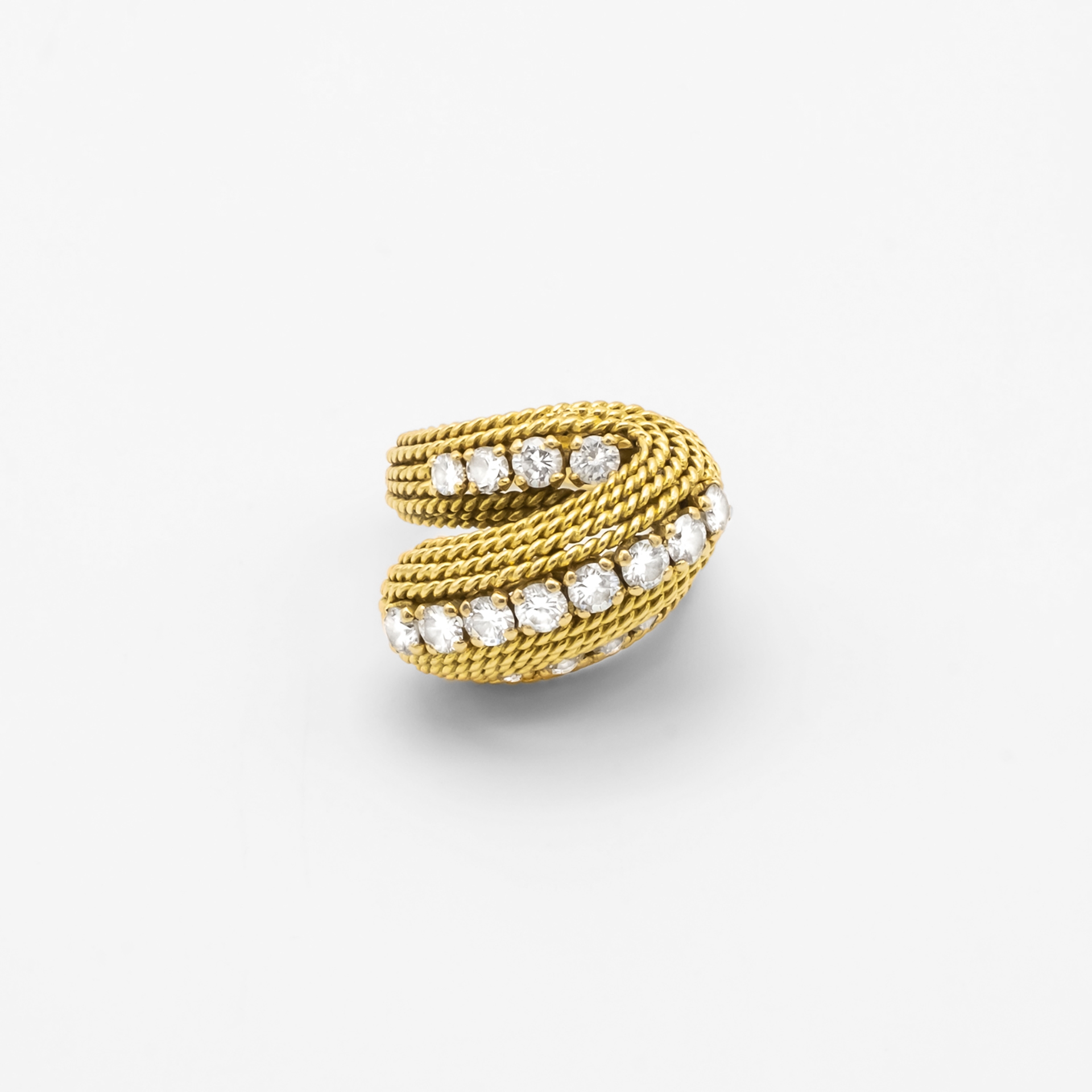 Bague fils d'or tressés